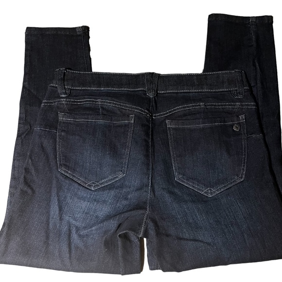 #262☑️Democracy Luxe Touch Distressed Booty Lift Jegging Jeans - Picture 5 of 12